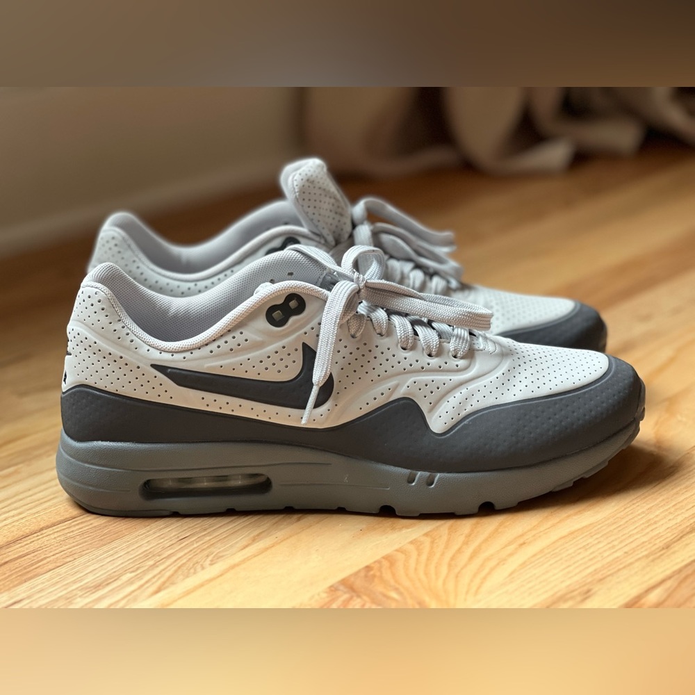 Size 10.5 Men's Nike Air Max 1. Light Grey, Dark Grey. Gently worn! Looks new!